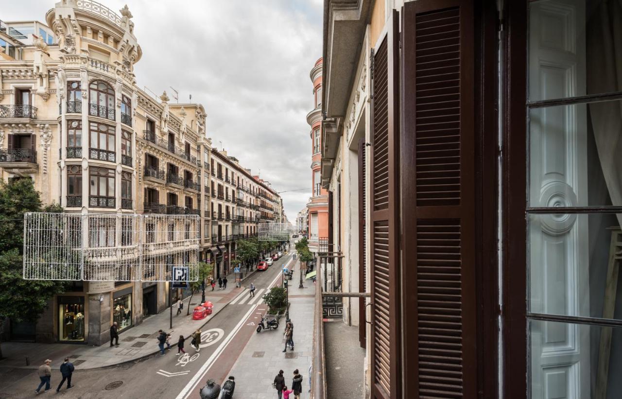 Apartamentos Madrid Centro W Екстериор снимка